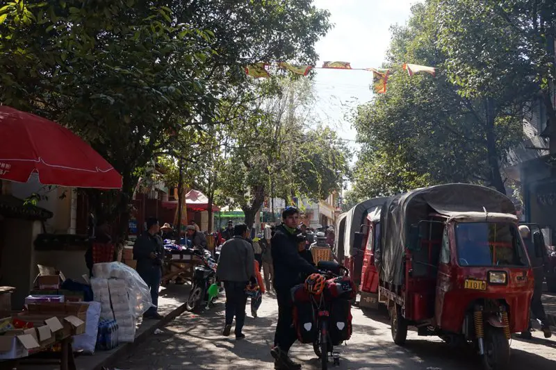 dans le marché de Shaxi (Yunnan)