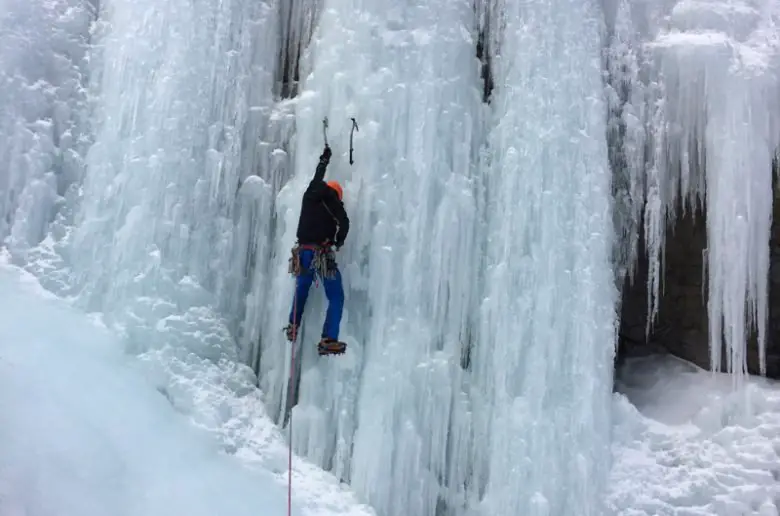 Le départ du monde des glaces