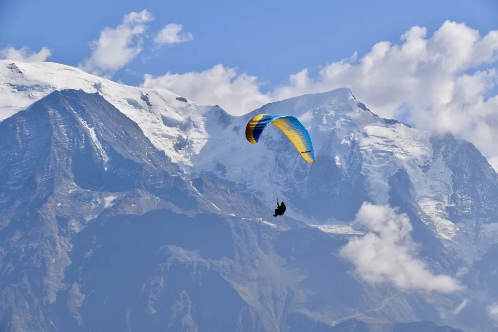 Le parapente activité à faire dans le massif du Mont-Blanc