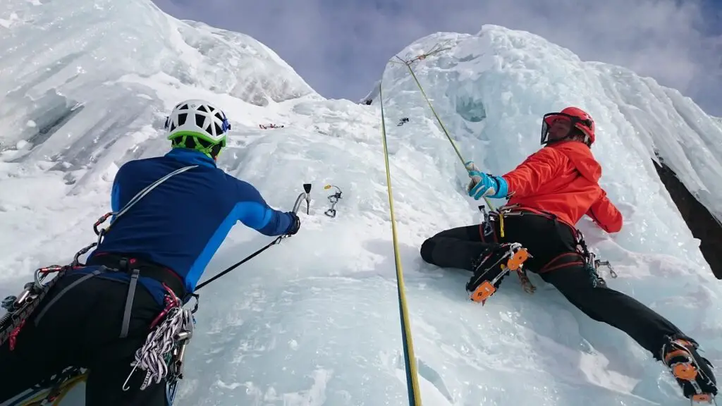 Spéléologie en mer de glace à chamonix 