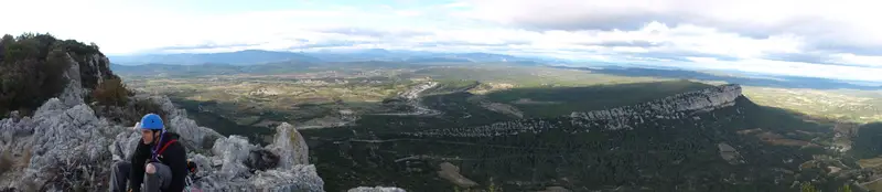 Panorama plein nord depuis le sommet du Pic Saint-Loup