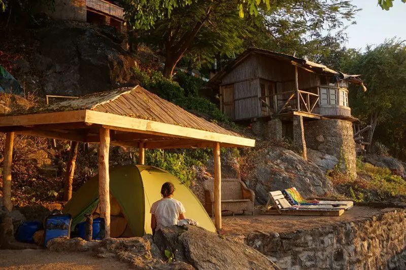 camping devant notre futur bungalow à Nkhata Bay