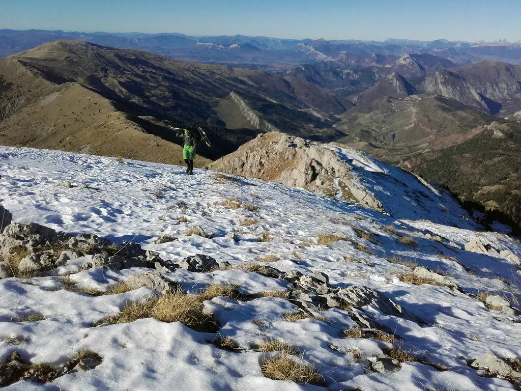 Joli single sous le sommet des Monges, séjour VTT montagne