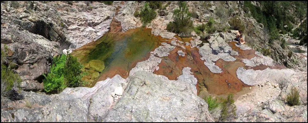 28-Les-vasques-du-ruisseau-de-punta-pinzzuta, randonnée en Corse GR20