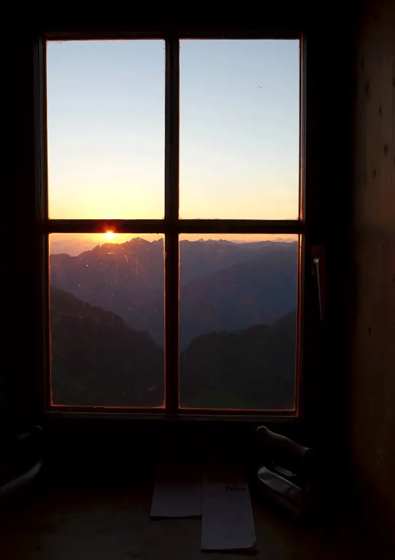 Lever de soleil depuis le refuge Gleiwitzer durant notre trek autour du Grossglockner en Autriche