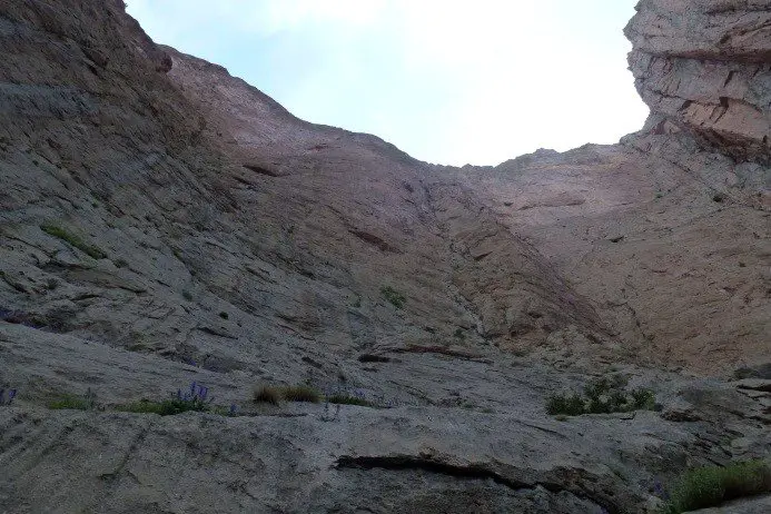 Au pied du Tadrarate, escalade à taghia au maroc