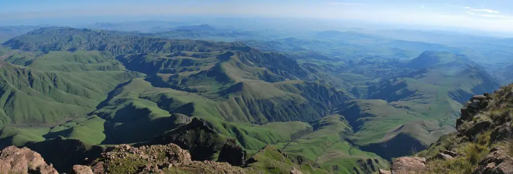 Au sommet du Sterkhorn, grande randonnée au parc Drakensberg Afrique du Sud