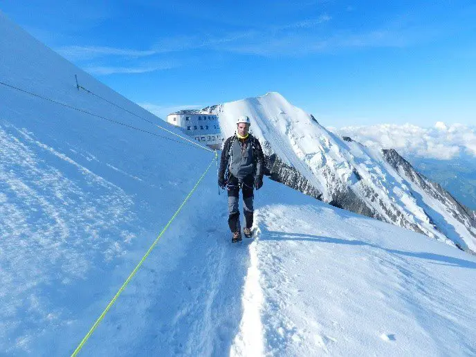 Départ pour le sommet du Mont-Blanc 