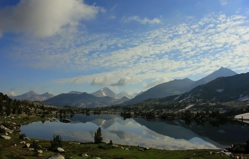 Encore un lac magnifique sur le chemin du Pacific Crest Trail