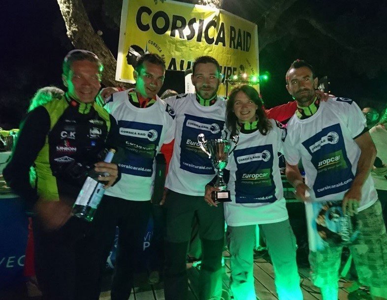 Figure 43 - Cérémonie de clôture : 2e place du podium corsica raid aventure Récit Cérémonie de clôture : 2e place du podium corsica raid aventure