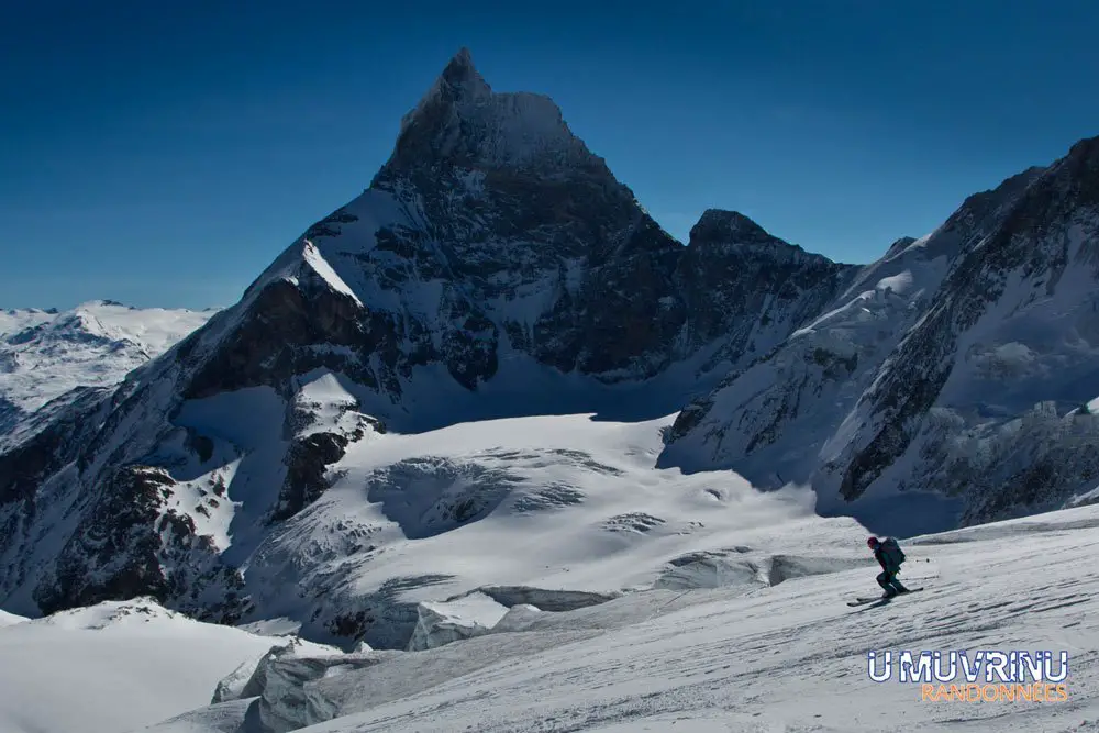 Nono sous le Cervin sur la Haute Route de Chamonix Zermatt