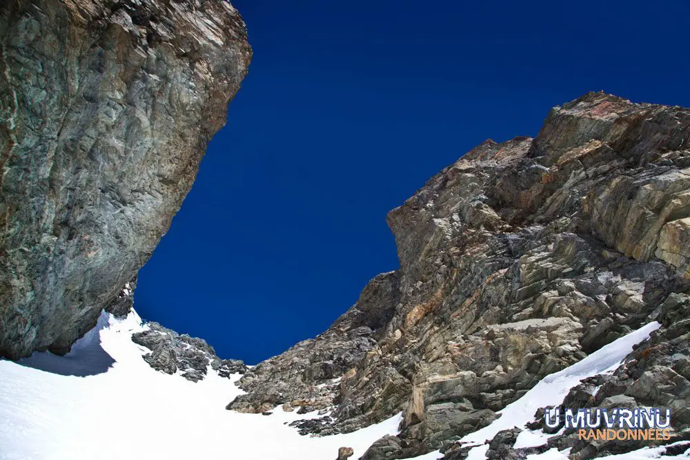 Le couloir bonus sur la Haute Route de Chamonix Zermatt