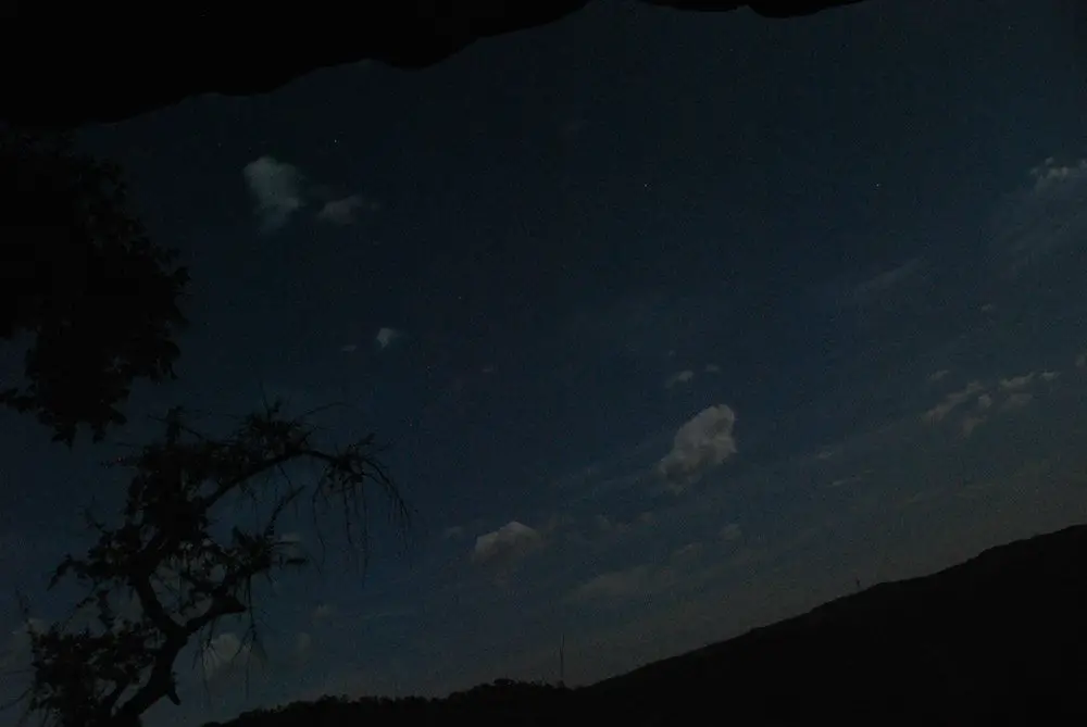 Nuit-sous-la-grotte, grande randonnée au parc Drakensberg Afrique du Sud