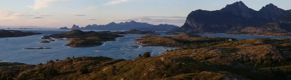 Panorama depuis l’île Maløya, kayak en Norvège