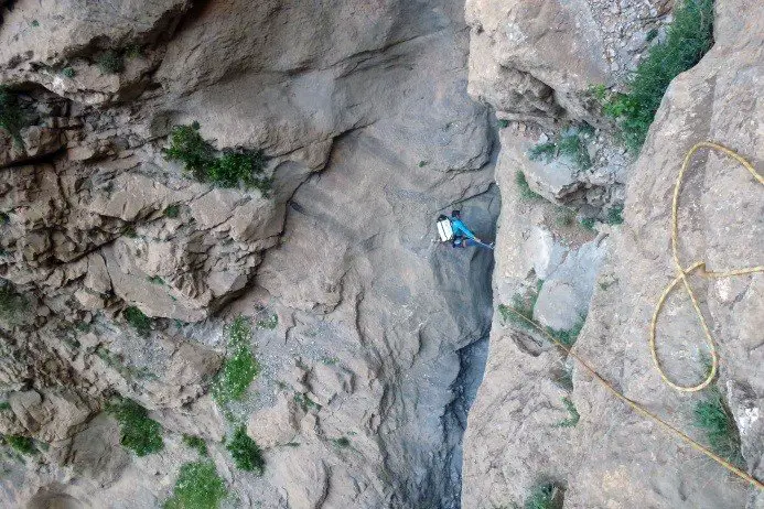 Remontée de l’Akka n’Tawfrat vers les Rivières Pourpres, escalade à taghia au maroc