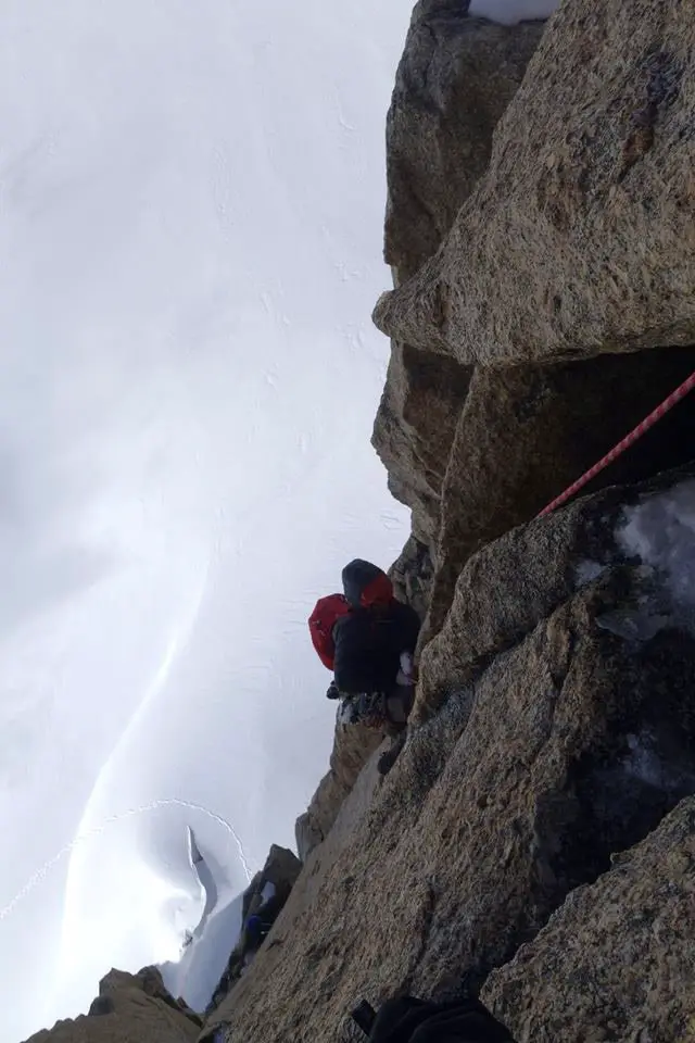 Une escalade verticale, sortie alpinisme