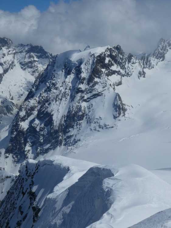 Vue-du-sommet-du-Pigne, ski de randonnée dans les alpes