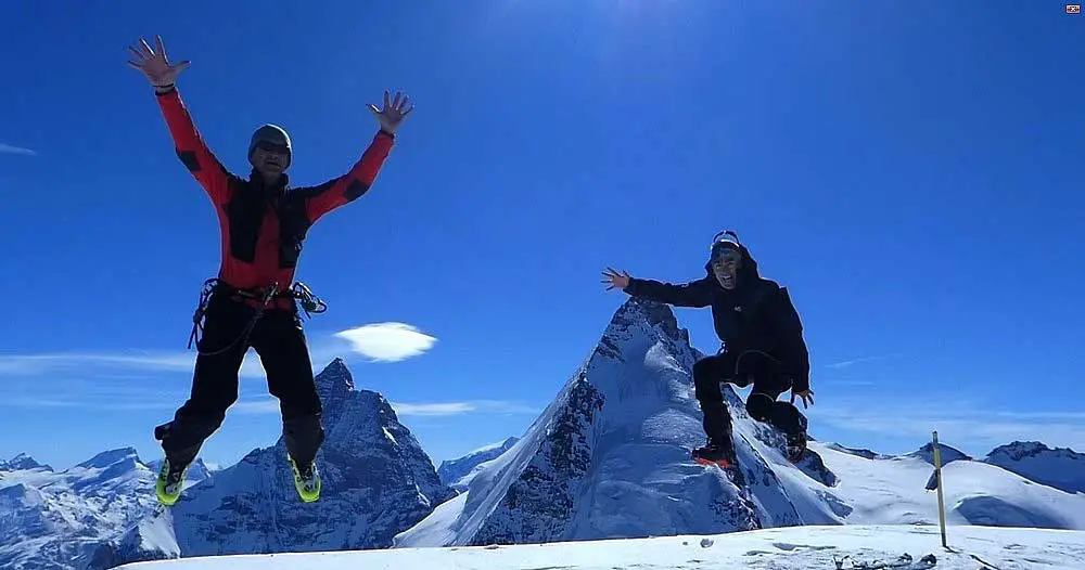 fin, ski de randonnée dans les alpes