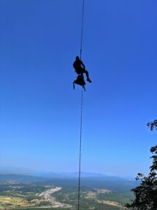 randonnée rappel au Pic Saint Loup près de Montpellier