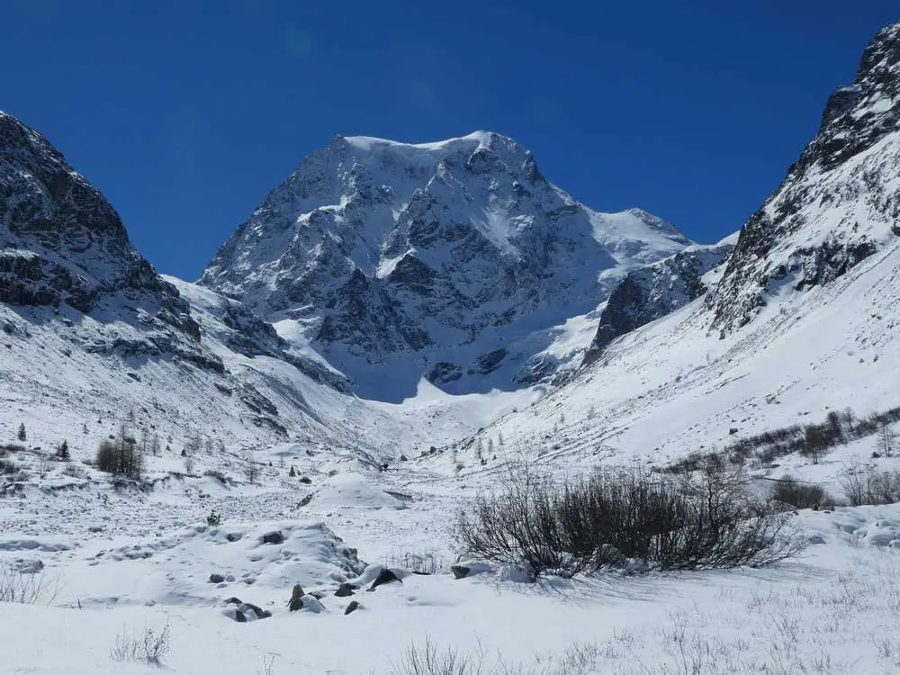 sur-le-bas-Glacier-d'Arolla-sous-le-mont-collon, ski de randonnée dans les alpes sur-le-bas-Glacier-d