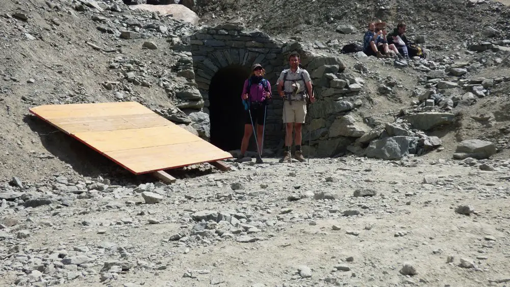 Tunnel de la Traversette lors du tour du Mont Viso