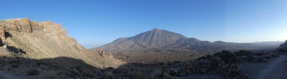 Depuis premier col, vue sur le Teide.