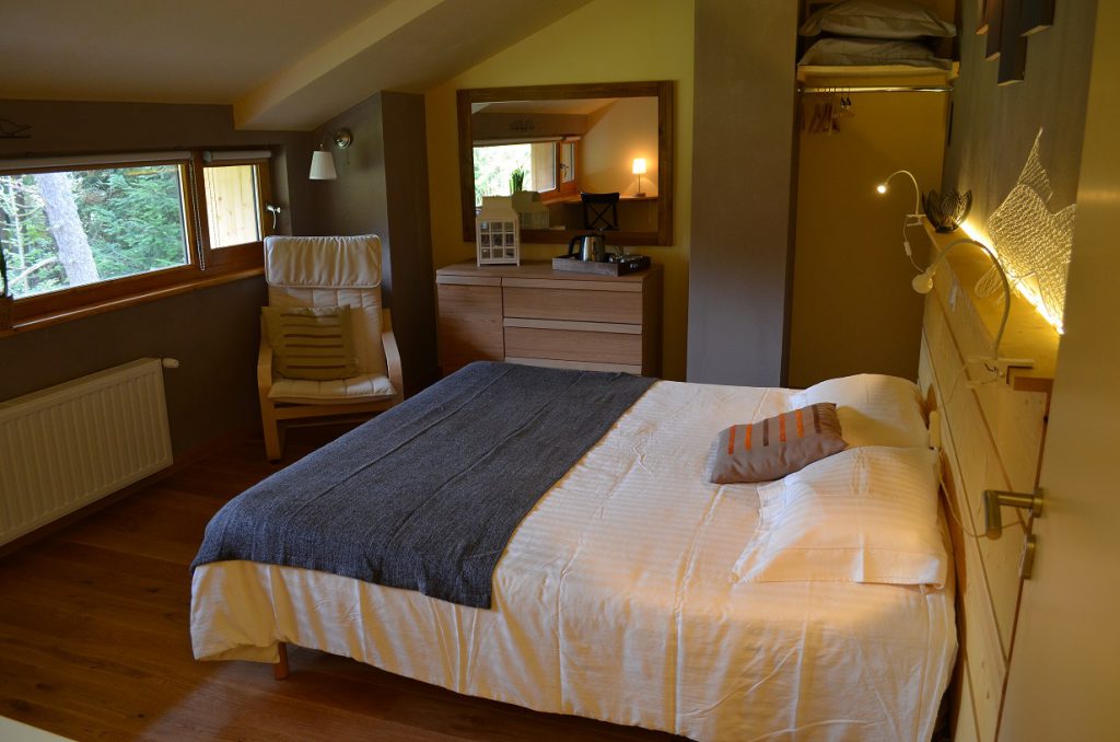 Chambre d'hôte phrygane 2 au Lac de Malaguet dans la Maison du Lac Chambre d