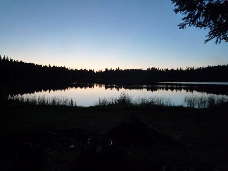 Bivouac au lac de Servières Bivouac au lac de Servières