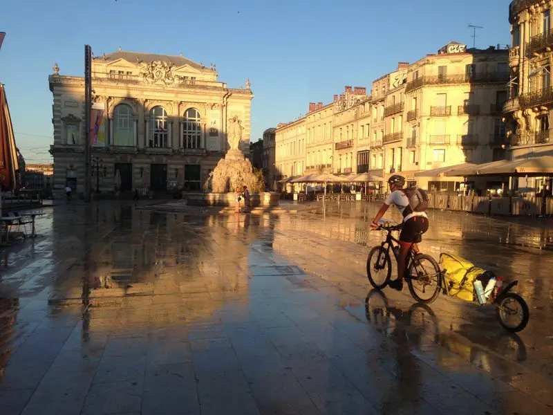 Départ à l’aube de la gare de Montpellier Départ à l’aube de la gare de Montpellier