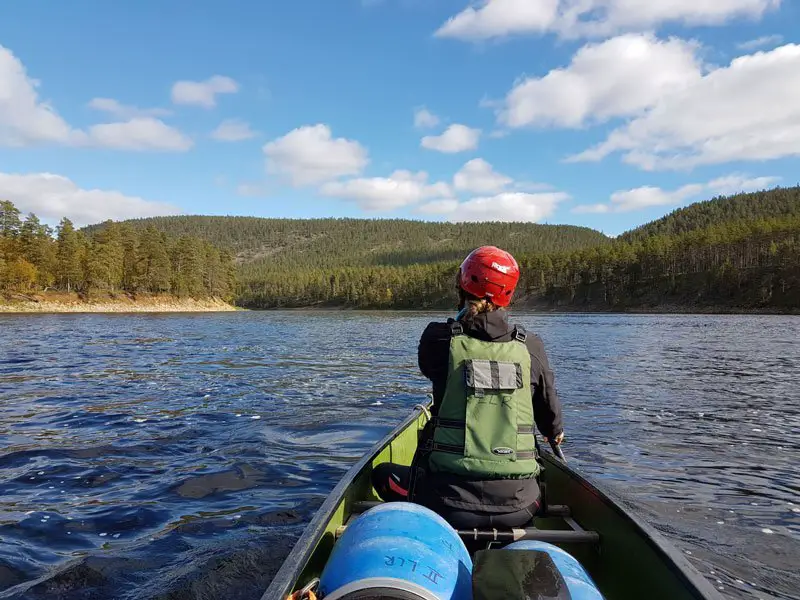 Ivalojoki s’élargit et se calme Ivalojoki s’élargit et se calme