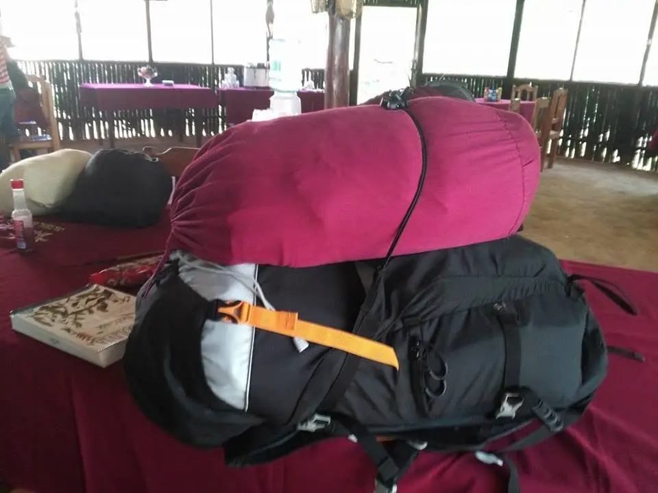 Sac Lowepro Photo Sport 300 AW un peu chargé