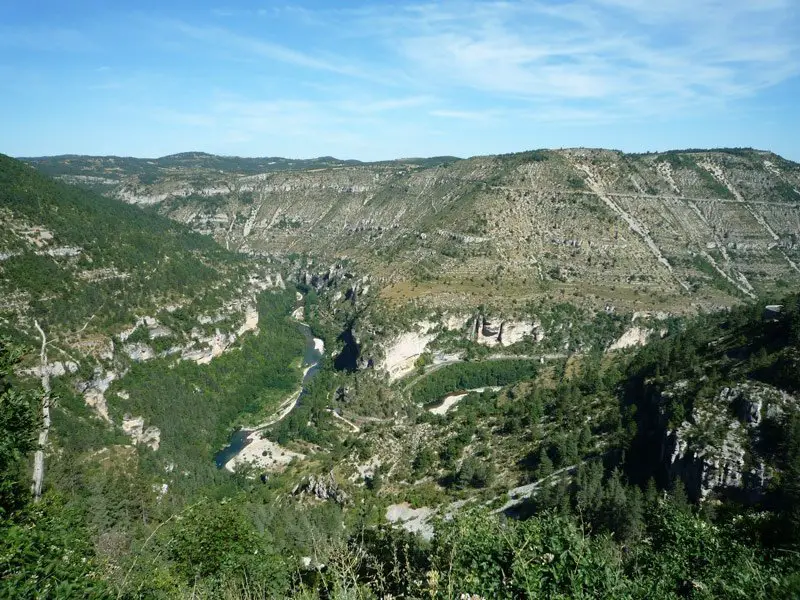 Vue spectaculaire sur les gorges du Tarn depuis le Causse Méjean Vue spectaculaire sur les gorges du Tarn depuis le Causse Méjean
