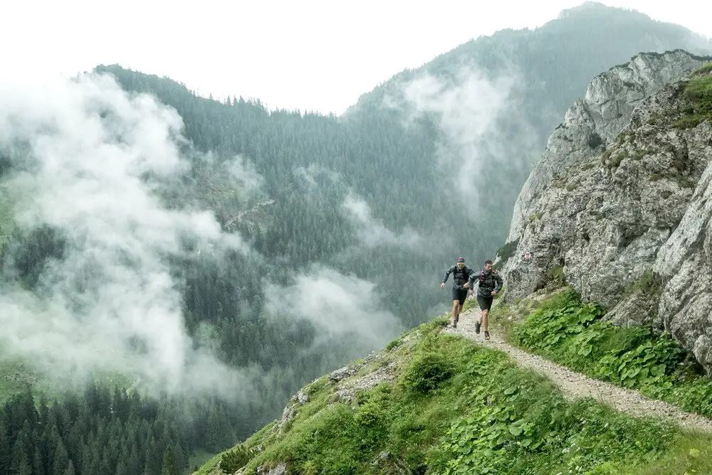 VESTE TRAIL EN GORE TEX