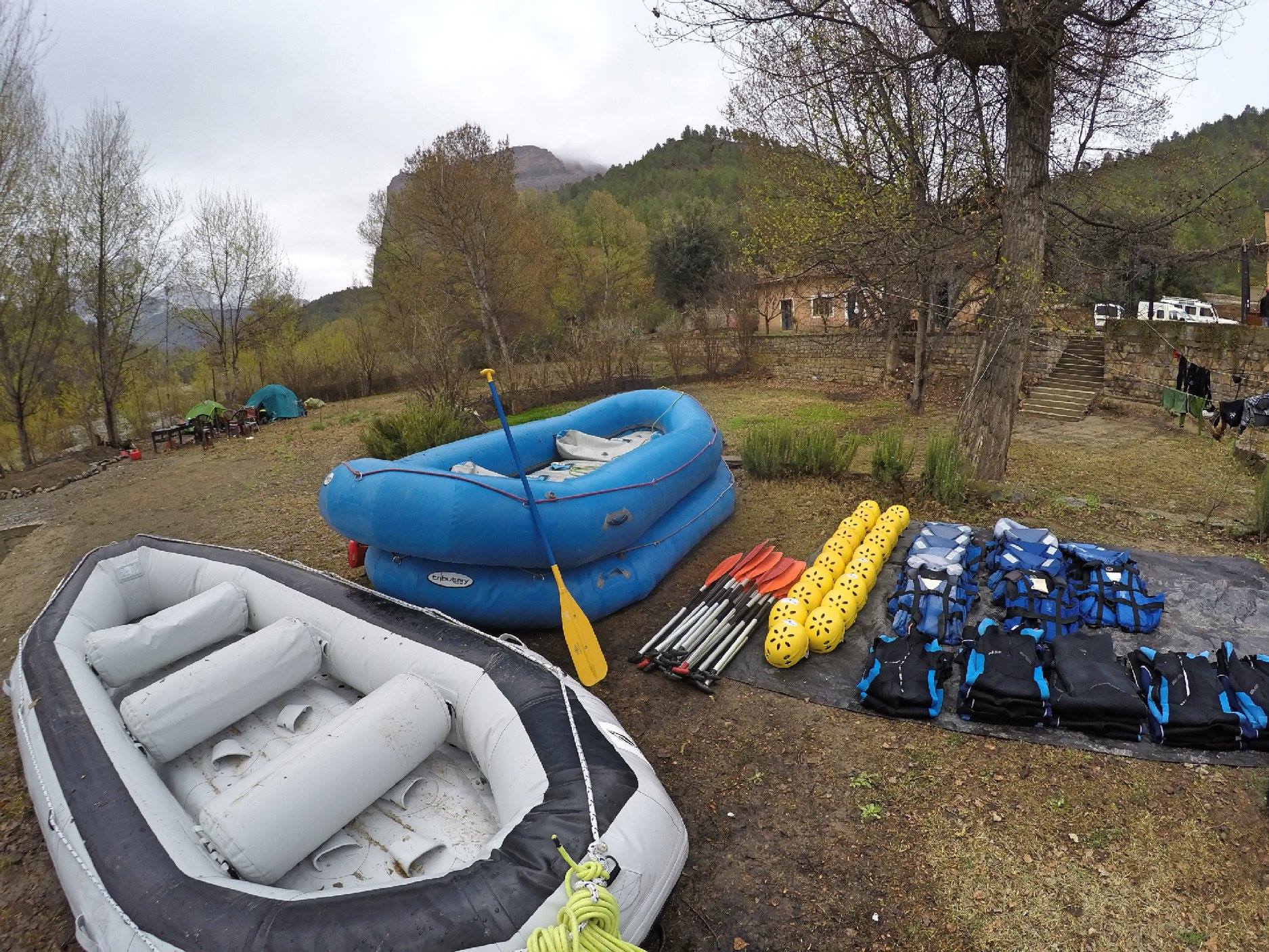 Equipement pour un départ en Rafting au Maroc