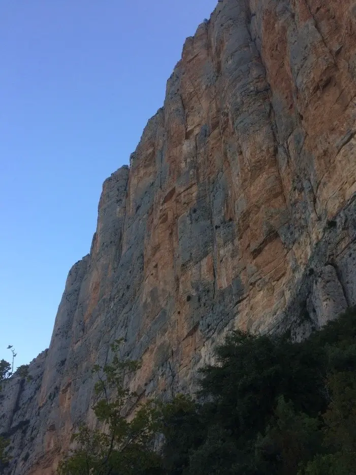 Paroi de catalogne à Montrebei