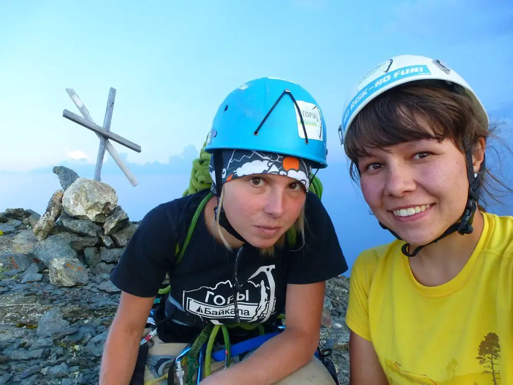 Selfie au sommet du pic KOUPOLE lors de notre session alpinisme en Sibérie