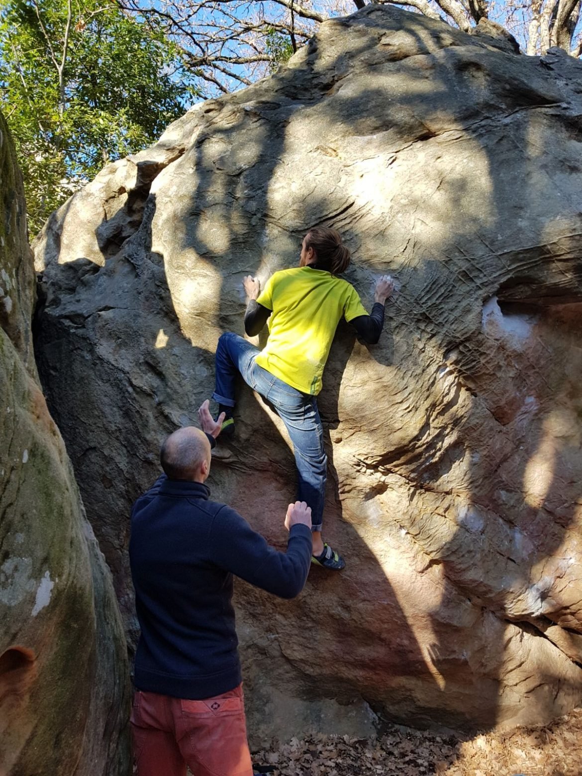 Alexandre COLONGES dans L’arrache Doigt 7B+ au secteur Au Grand cirque à La Capelle Alexandre COLONGES dans L'arrache Doigt 7B+ au secteur Au Grand cirque à La Capelle