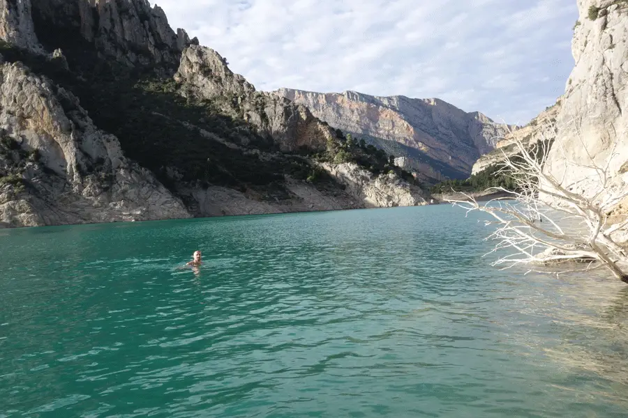 Petite pause bien mérité durant notre trip escalade en Catalgone