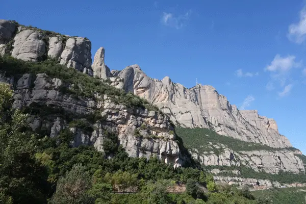Face nord du massif de Montserrat