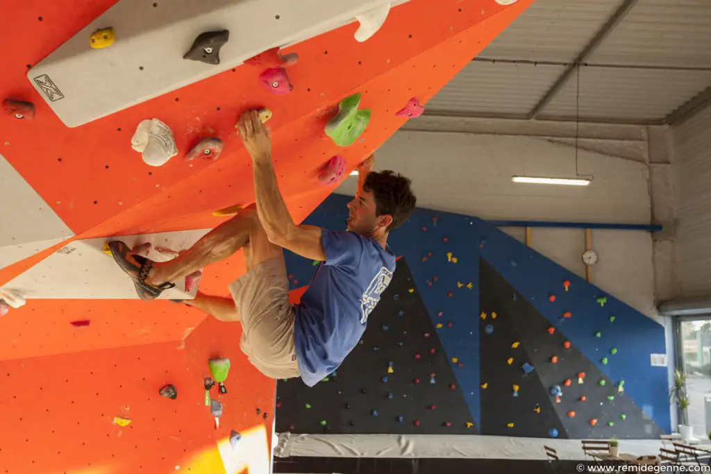 Mathieu BESNARD à la salle escalade Bloc Session Montpellier