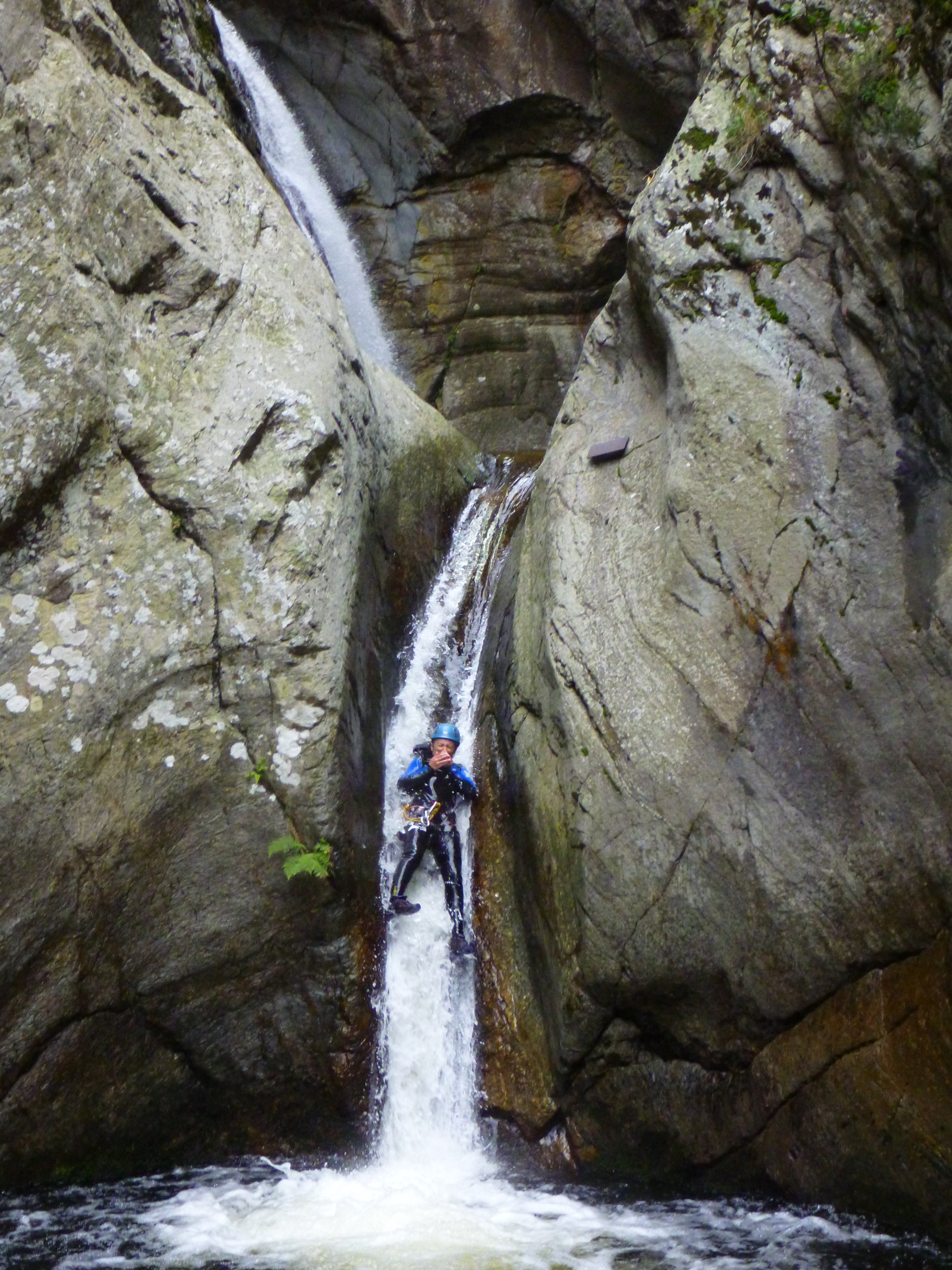 Canyon Le Llech, la cascade de las Fous crédit photo Canyoning Llech Info