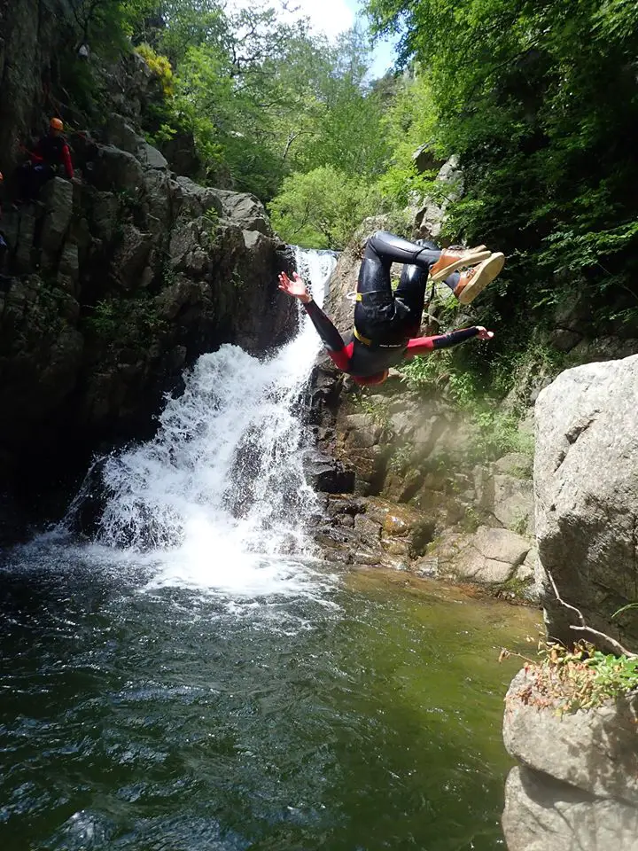 Albès Canyoning près de Montpellier avec Entre2nature