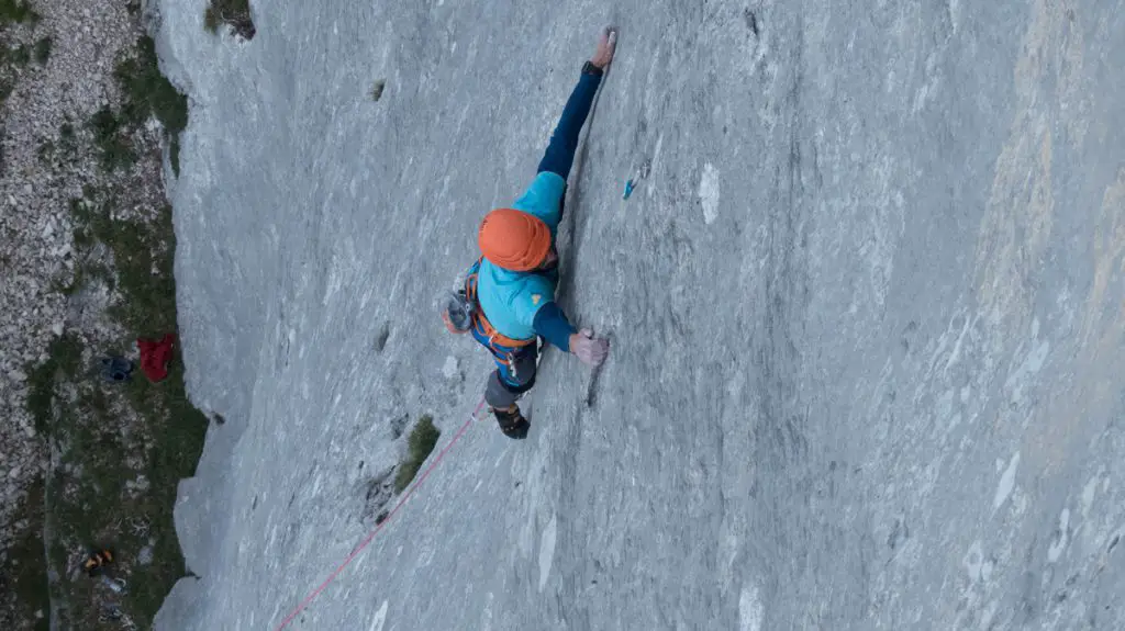 Sur la falaise de Glandasse durant la sortie escalade à Babel