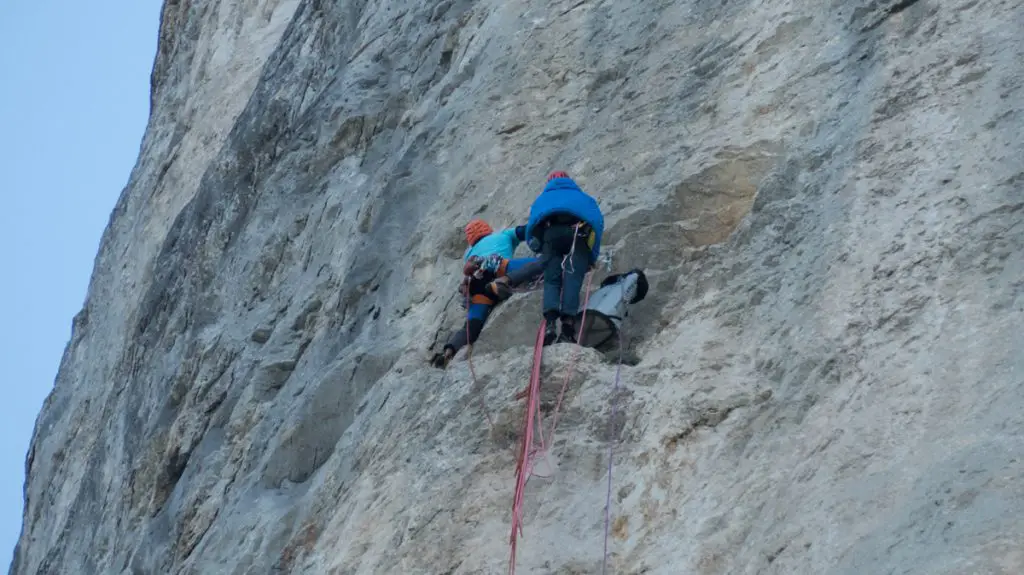 Session escalade à Babel sur la falaise de Glandasse dans la Drôme