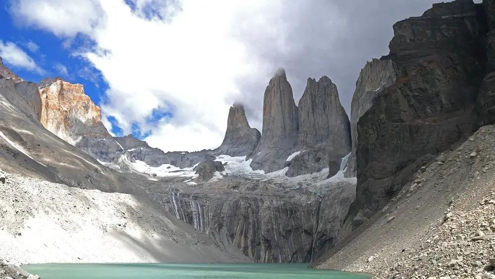 Arrivée et vue sur les Torres del Paine