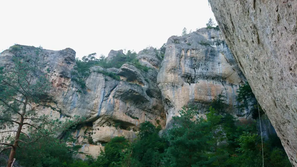 Secteur Amphithéatre, Gorges du Tarn Secteur Amphithéatre, Gorges du Tarn