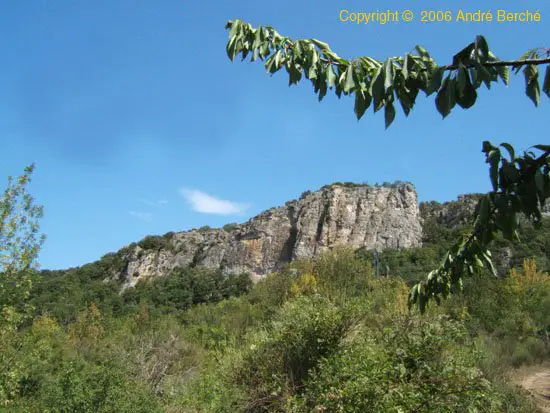 Site escalade Le Caussanel dans l'Hérault
