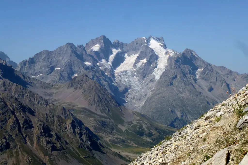 La Meije, vue du massif des Cerces.