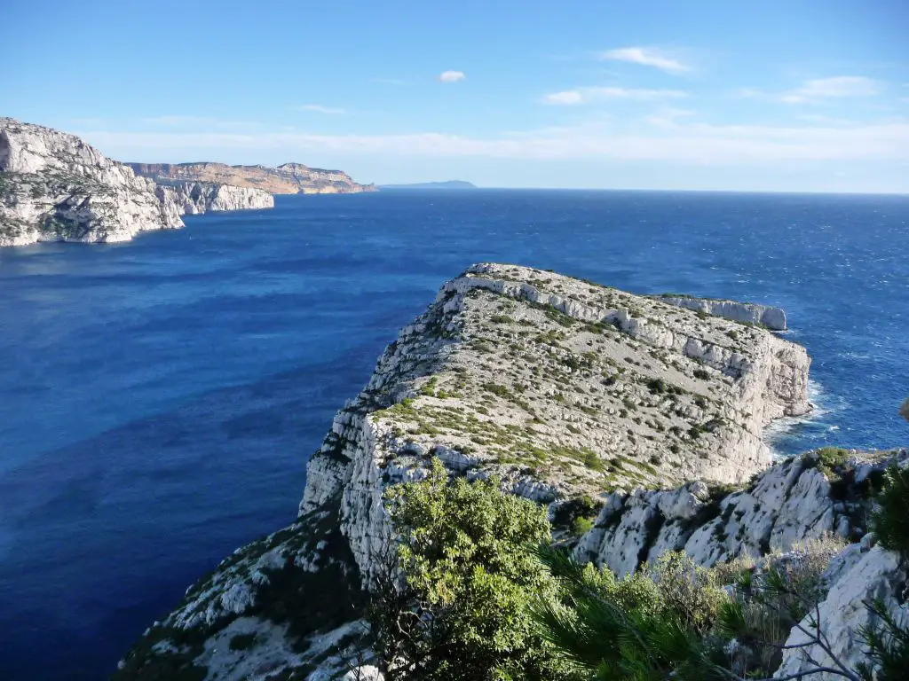 Barney voit dans ce Cap Morgiou le « nez d’un requin‐marteau »…