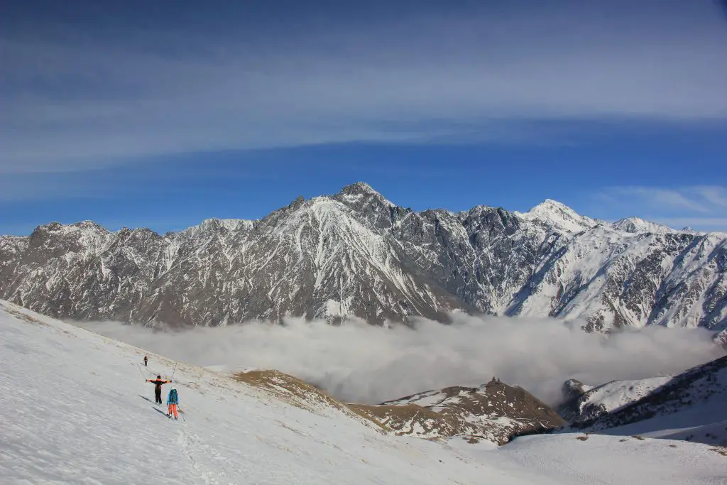 Paysages somptueux pour notre séjour ski de randonnée en Georgie